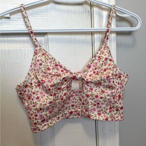 SHEIN Floral Crop Top